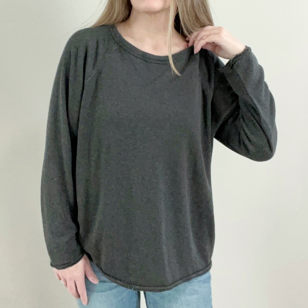 LA RELAXED Raw Raglan Dark Gray Sweatshirt size Small